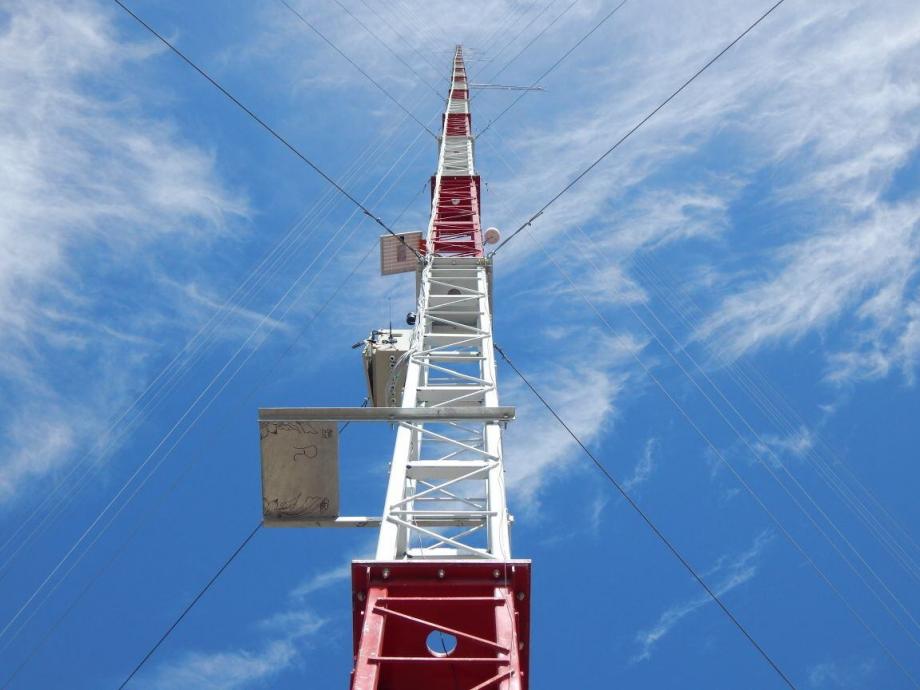 RK Systems' 150m Lattice Met Tower.